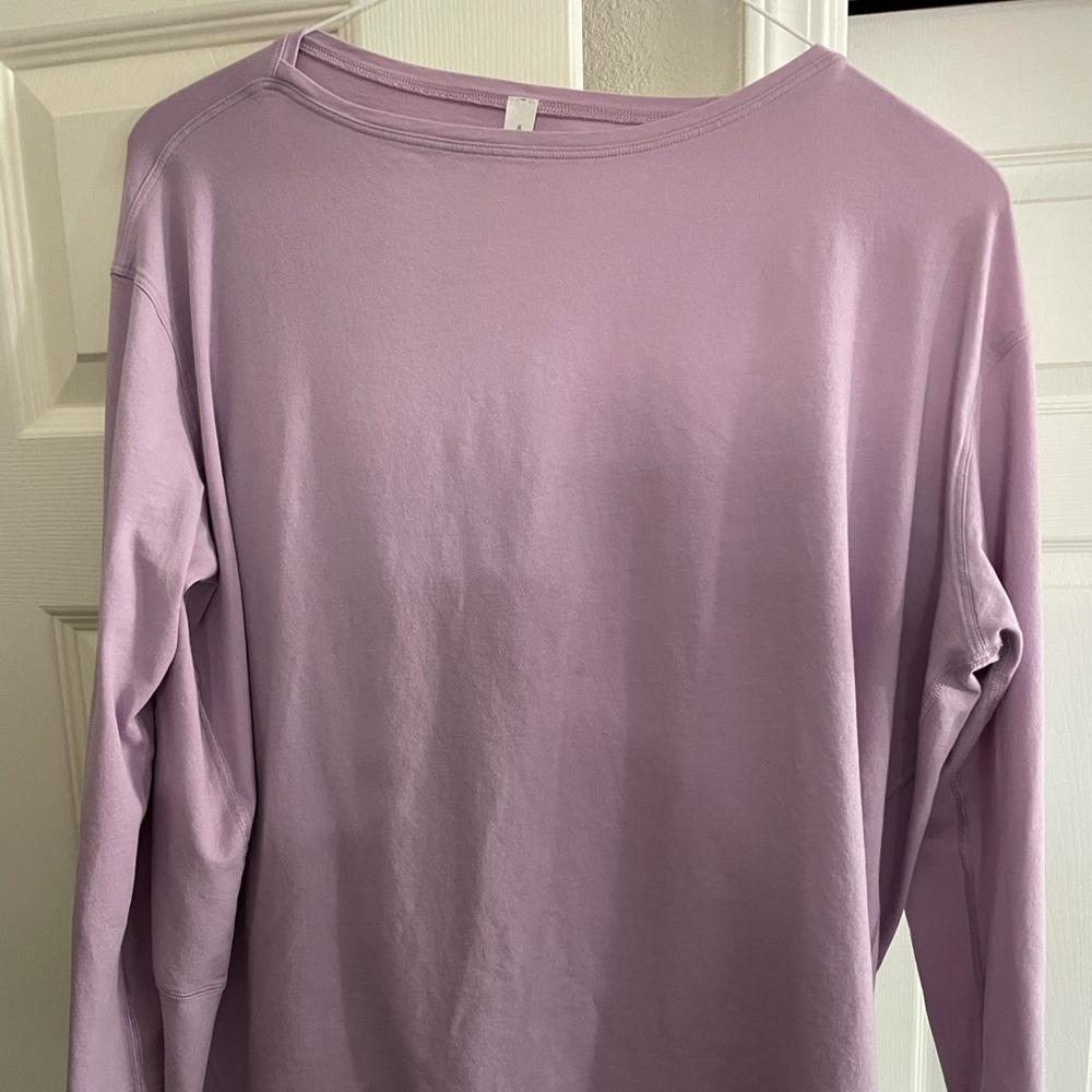 Lululemon workout top